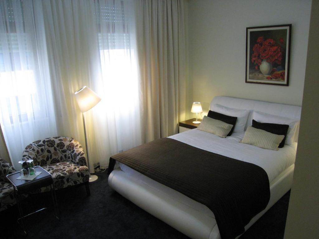 Boutique Hotel Kotoni Τίρανα Δωμάτιο φωτογραφία