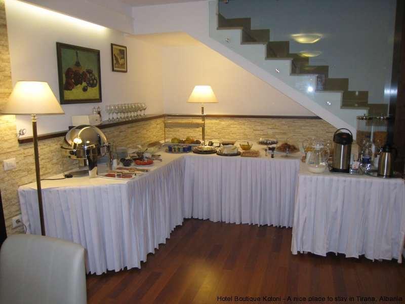 Boutique Hotel Kotoni Τίρανα Εστιατόριο φωτογραφία
