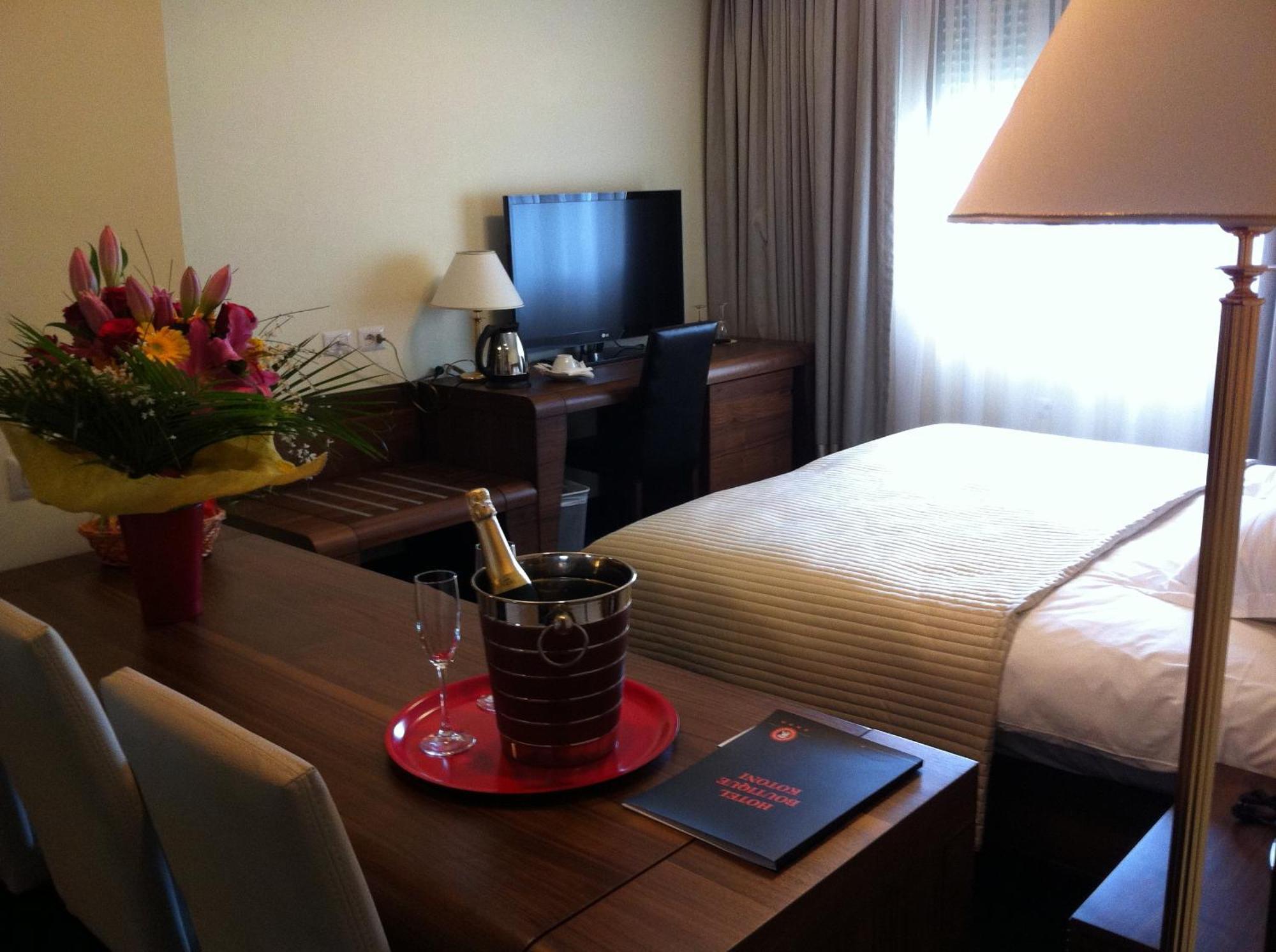 Boutique Hotel Kotoni Τίρανα Εξωτερικό φωτογραφία